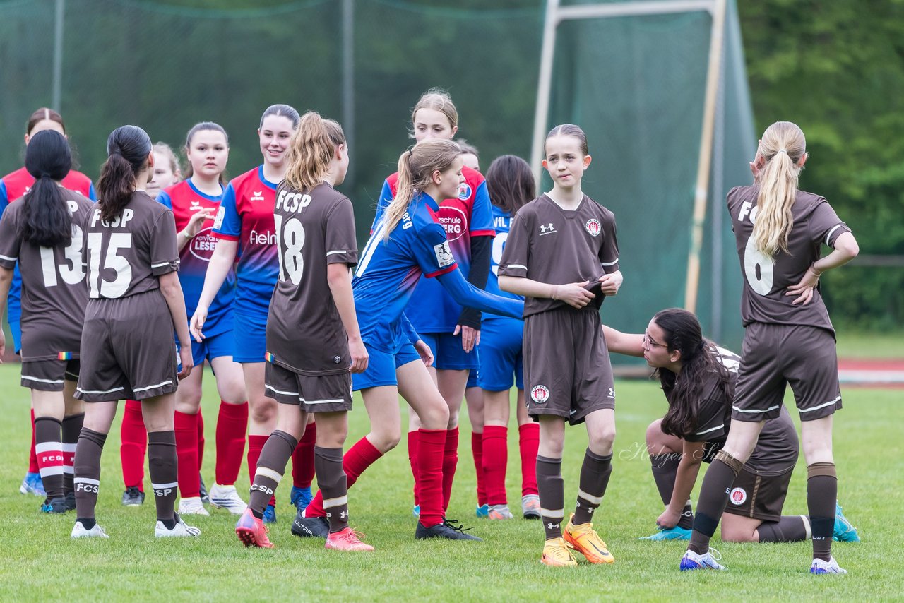 Bild 308 - wCJ VfL Pinneberg3 - St.Pauli : Ergebnis: 2:1